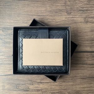 Bottega Veneta Black Braided Men’s Woven Wallet